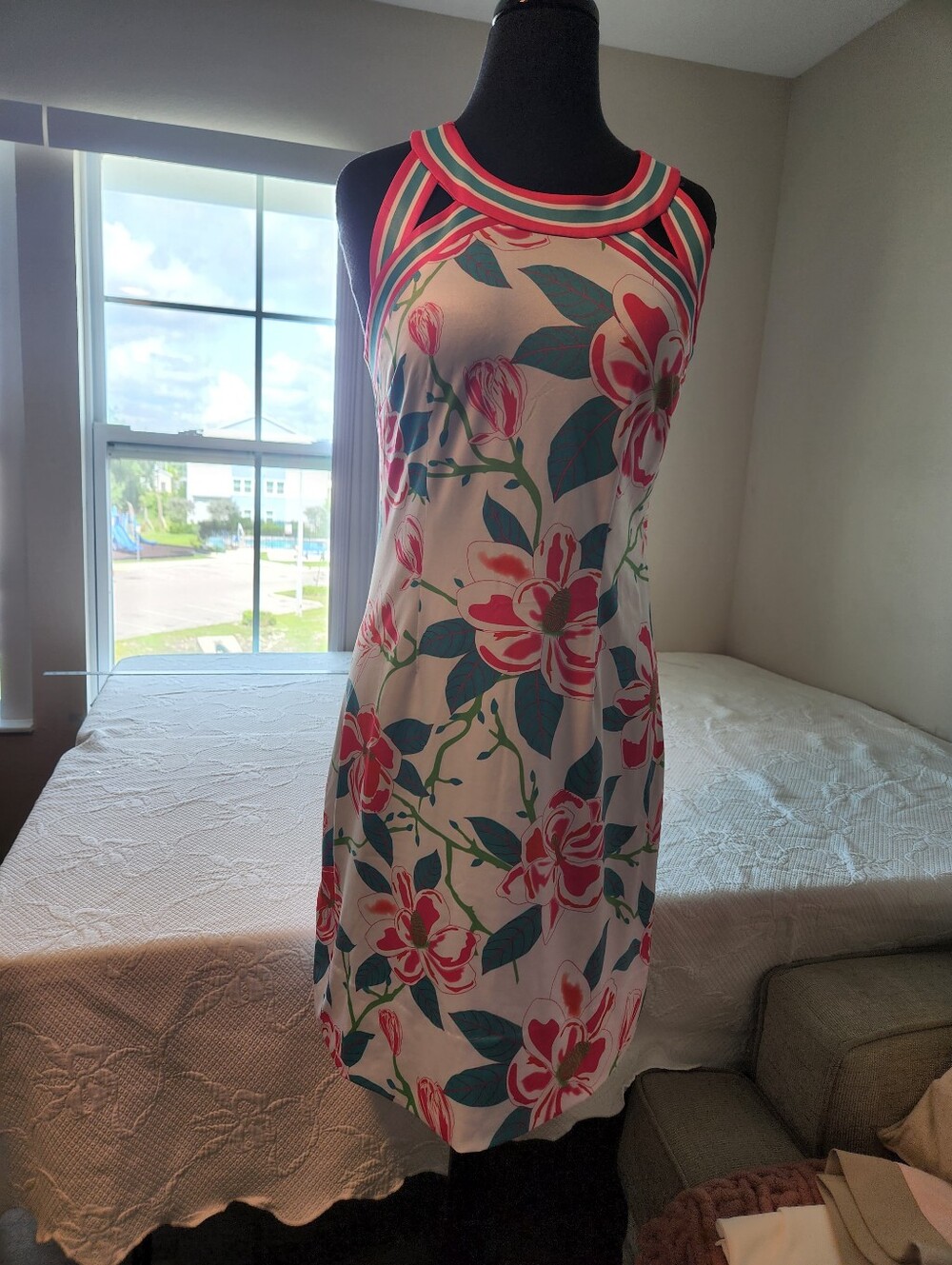Floral Sleeveless Shift Dress in Coral & Teal